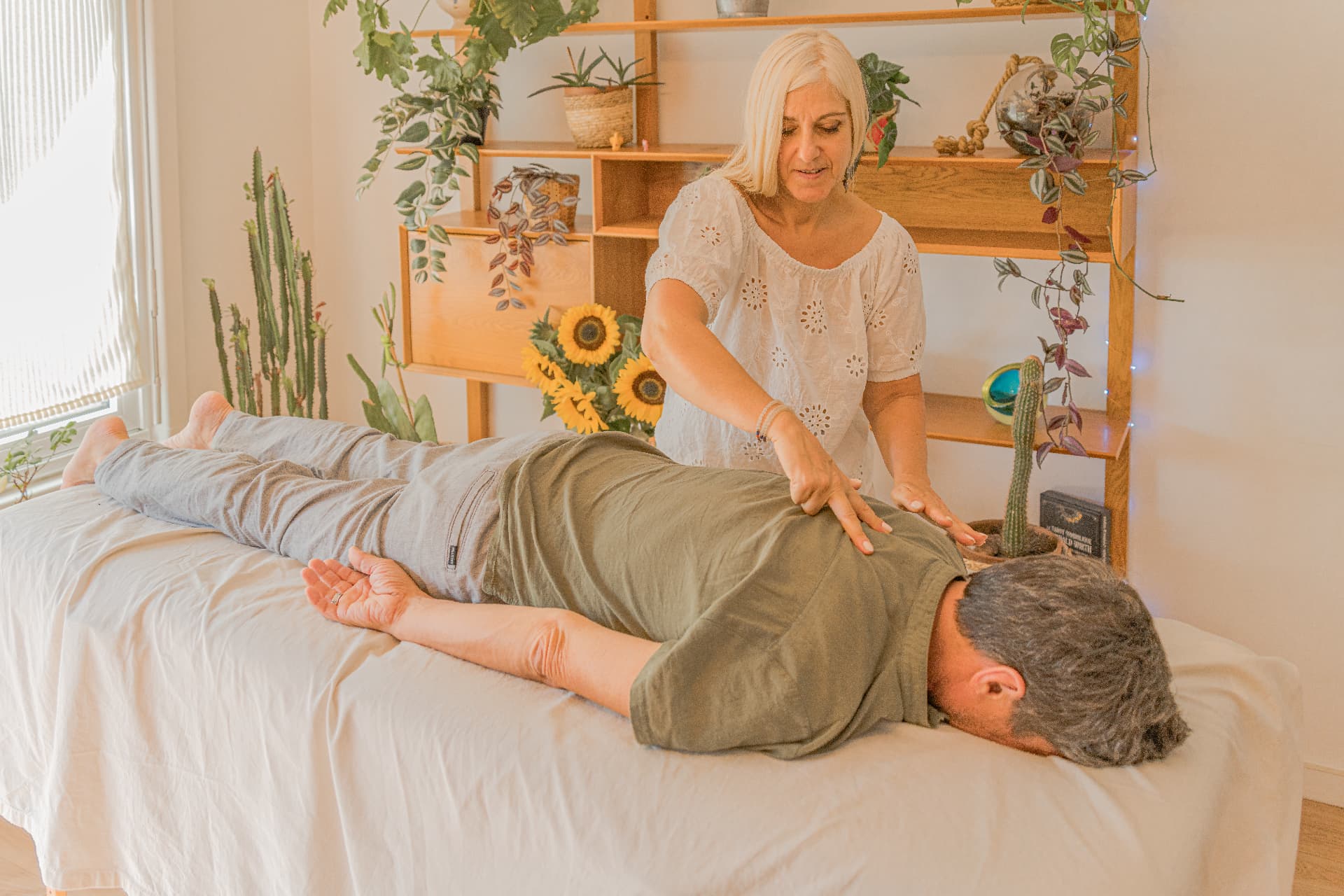 Séance de Reiki sur table de massage